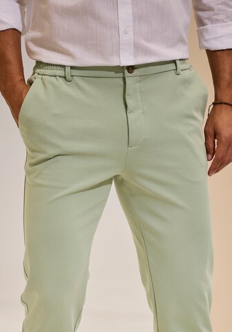 H.I.S Regular Pants in Green