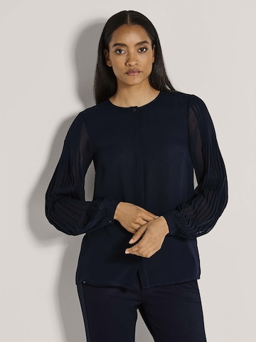MADELEINE Blouse in Blauw: voorkant