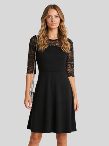 LapaPlus Kleid‌‌‌‌‌ in Schwarz: Vorderseite