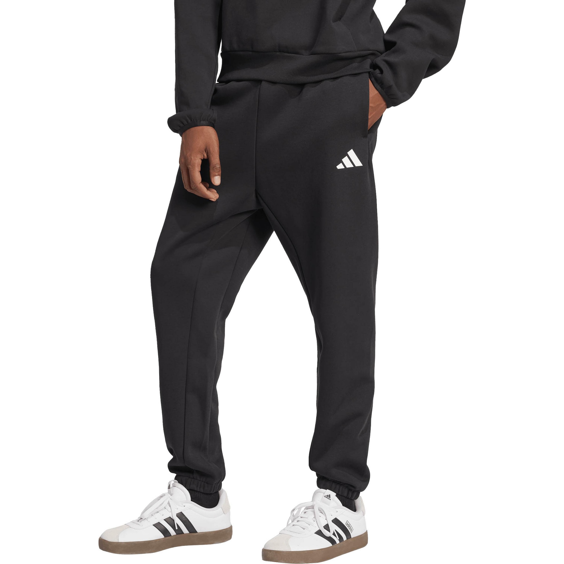 ADIDAS SPORTSWEAR Конический (Tapered) Спортивные штаны в Черный: спереди