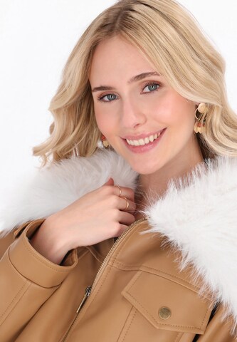 Veste d’hiver 'Fashion Look' IZIA en beige