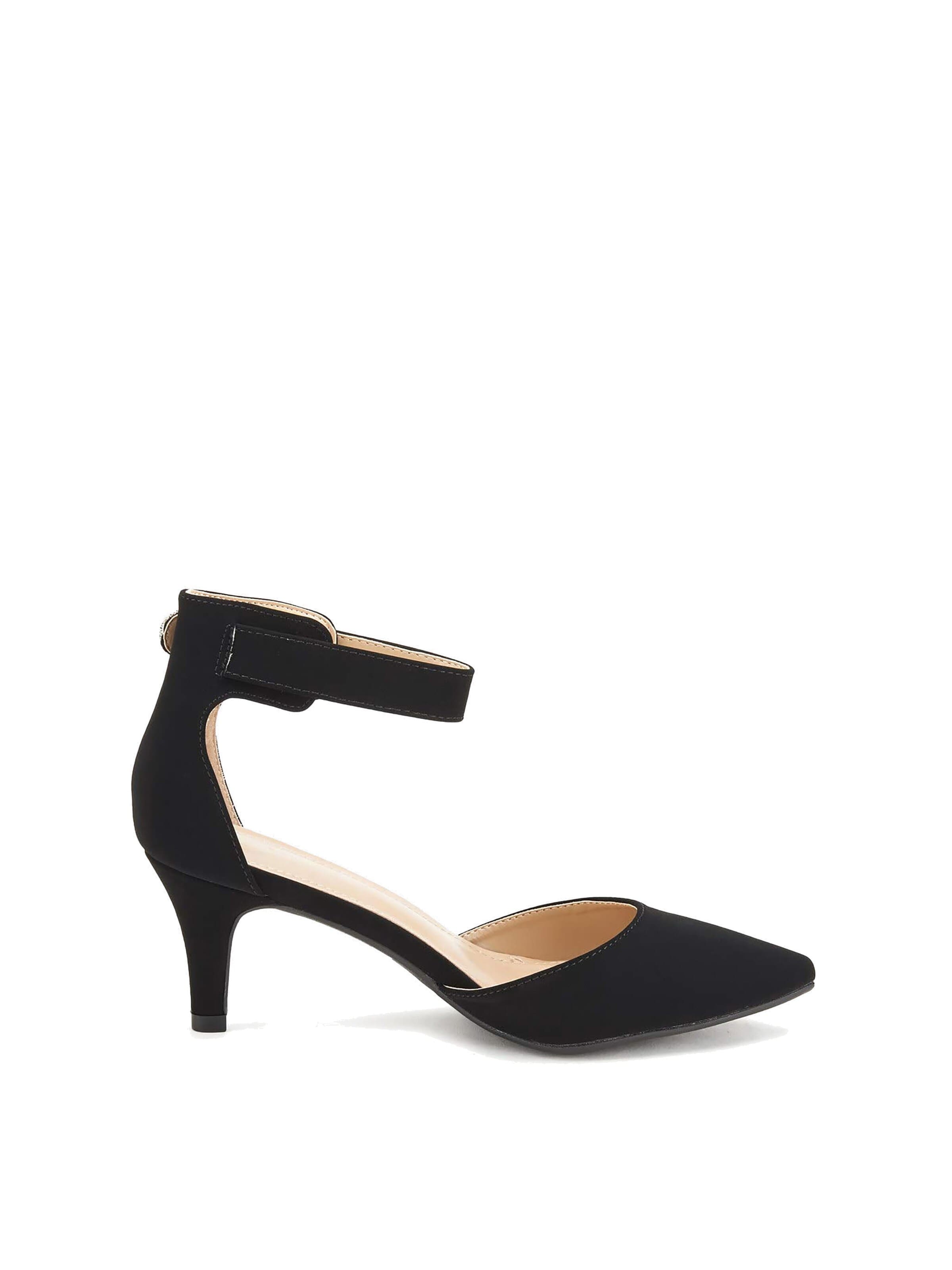 Dream Pairs Pumps in Black