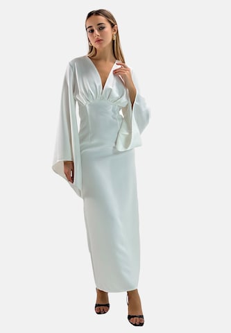 Robe Elara en blanc : devant