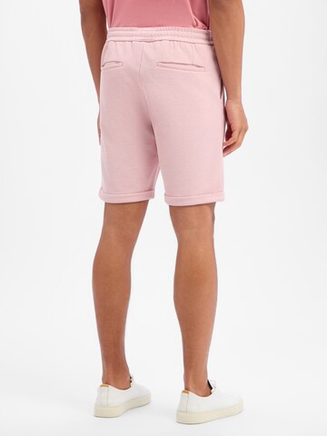 Nils Sundström Regular Shorts in Pink