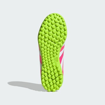 Chaussure de sport 'Predator Club' ADIDAS PERFORMANCE en blanc