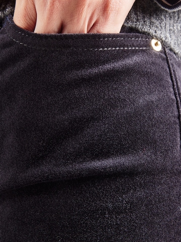 Bootcut Pantalon GAP en noir