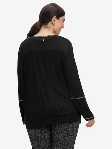 SHEEGO Shirt in Black