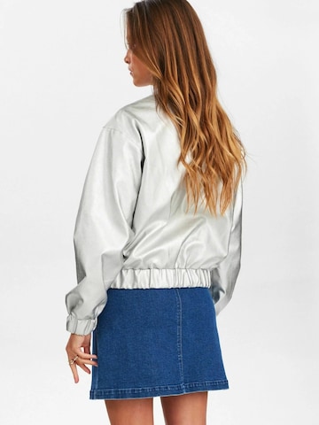 NÜMPH Overgangsjakke 'Ellanora' i sølv