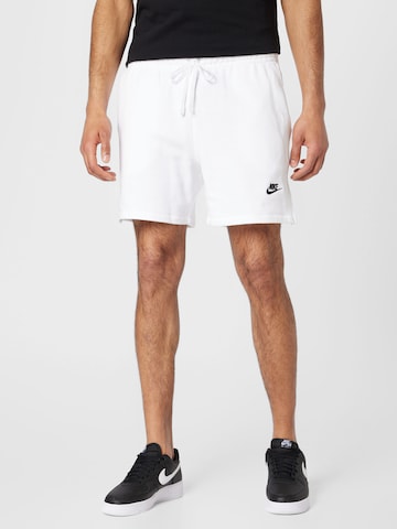 Nike Sportswear Regularen Hlače 'CLUB' | bela barva: sprednja stran