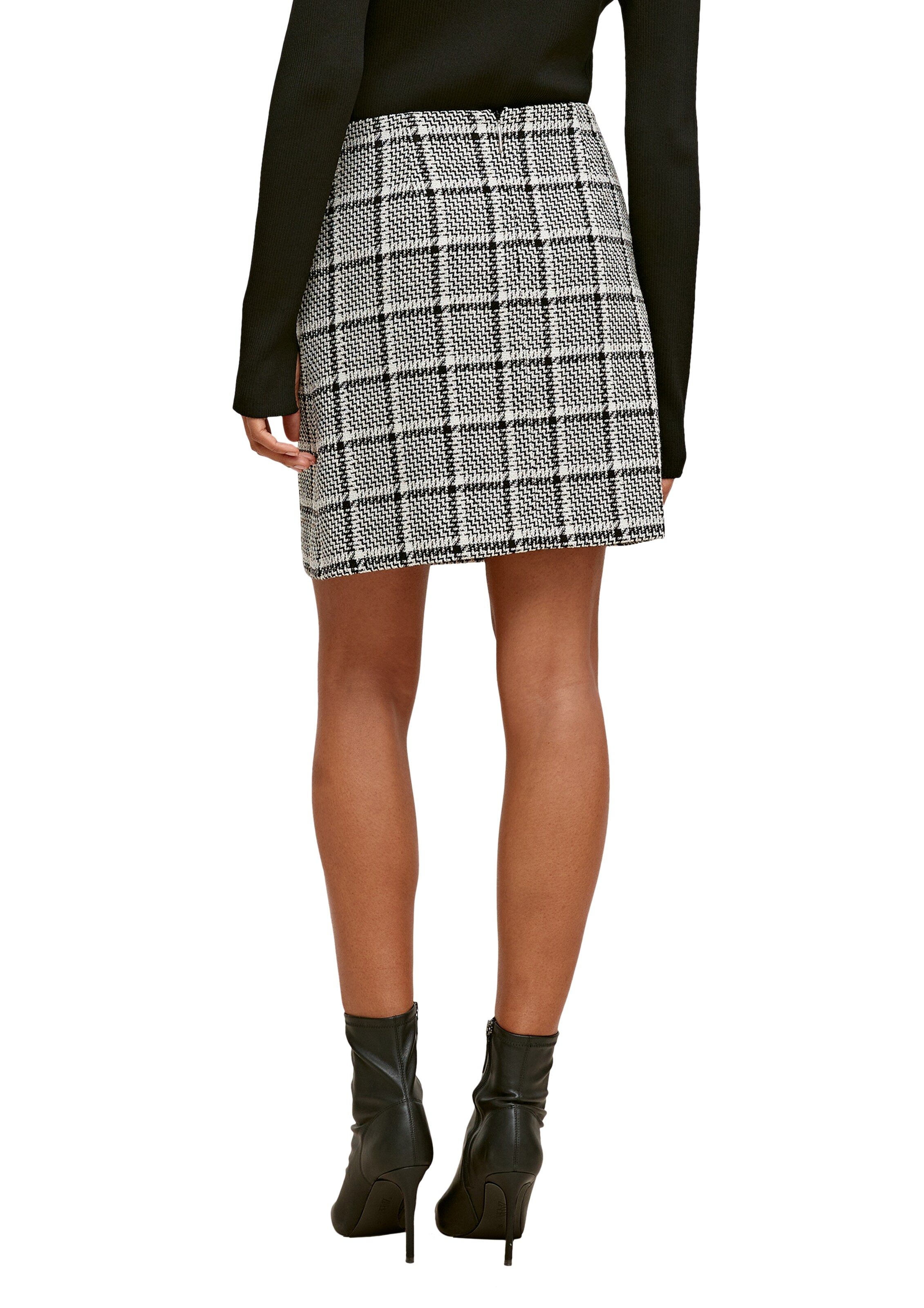 COMMA Rock in Schwarz: Rückseite