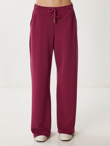 Wide leg Pantaloni di Happiness İstanbul in lilla: frontale