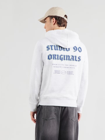 JACK & JONES Суичър 'JORMEADOWS' в черно: отпред
