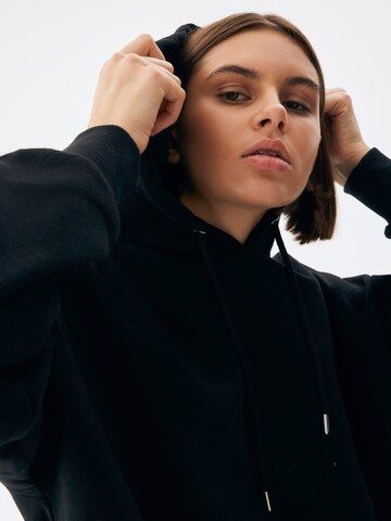 LTB Sweatshirt 'Satefe' in Black