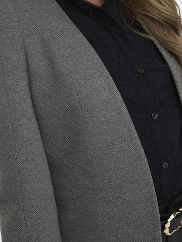 Blazer ONLY en gris