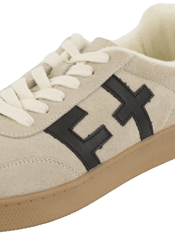 Piece Of Mind Platform trainers 'Basic' in White
