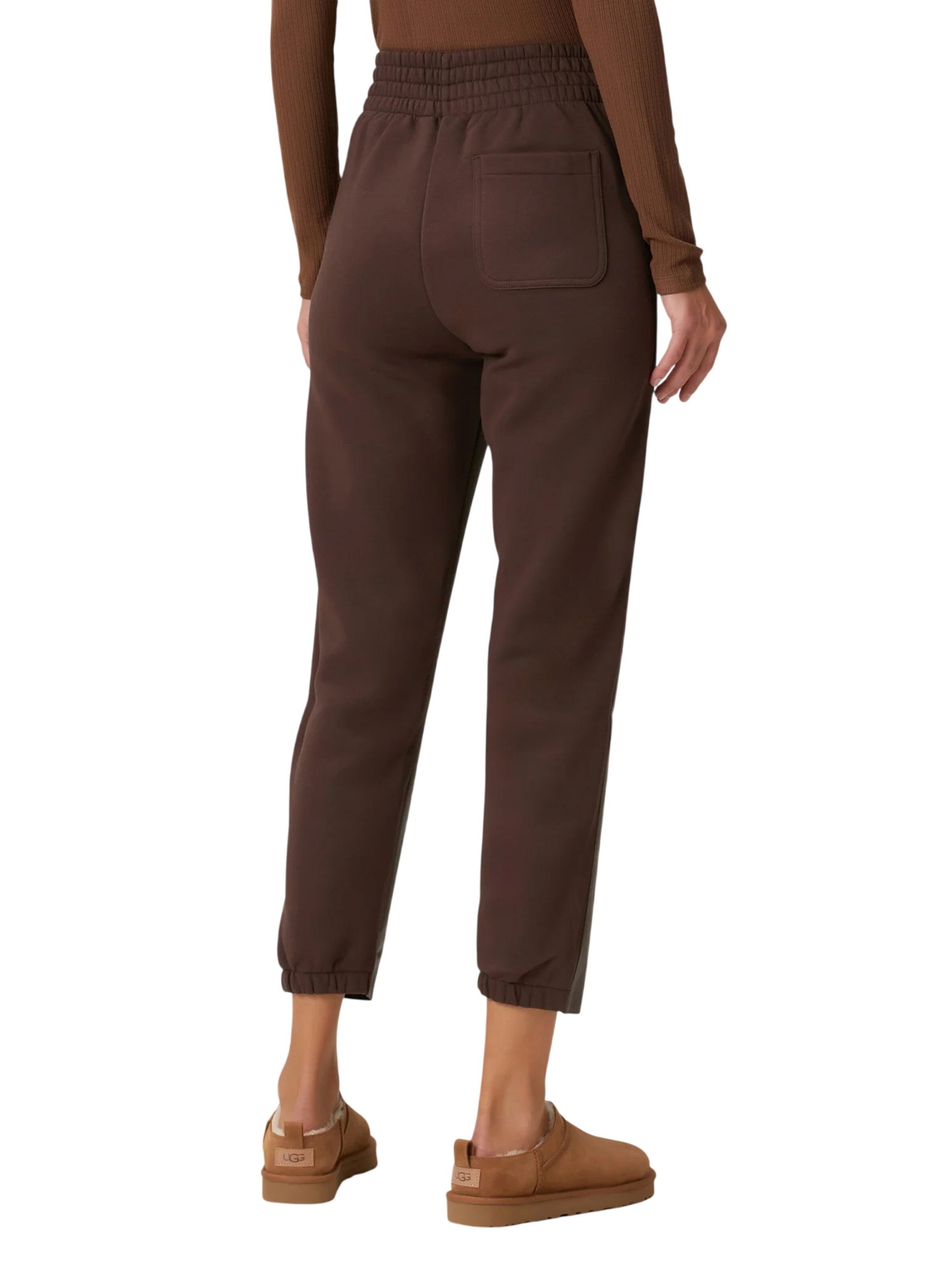 Coupe slim Pantalon BASSIGUE en marron