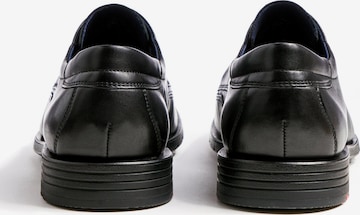 Chaussure à lacets 'TAYLOR' LLOYD en noir