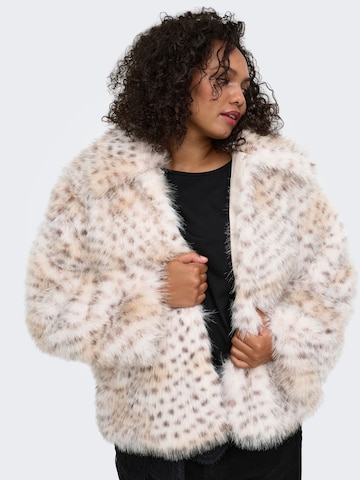 Giacca di mezza stagione di ONLY Carmakoma in beige