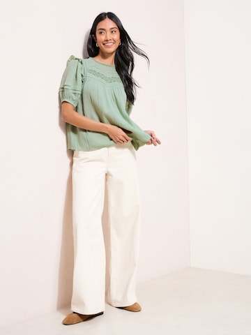 Friends Like These Bluse in Grün