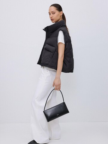 Gilet '83101' di Estro in nero