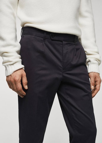 MANGO MAN Slim fit Pleat-Front Pants 'Juno' in Blue