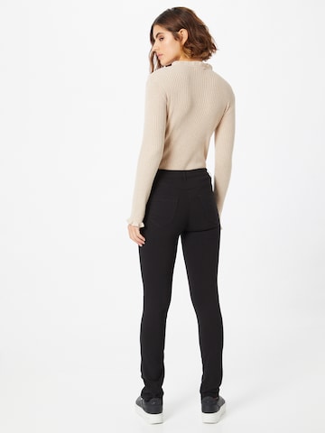 Coupe slim Pantalon 'Lilly 1B' Soyaconcept en noir