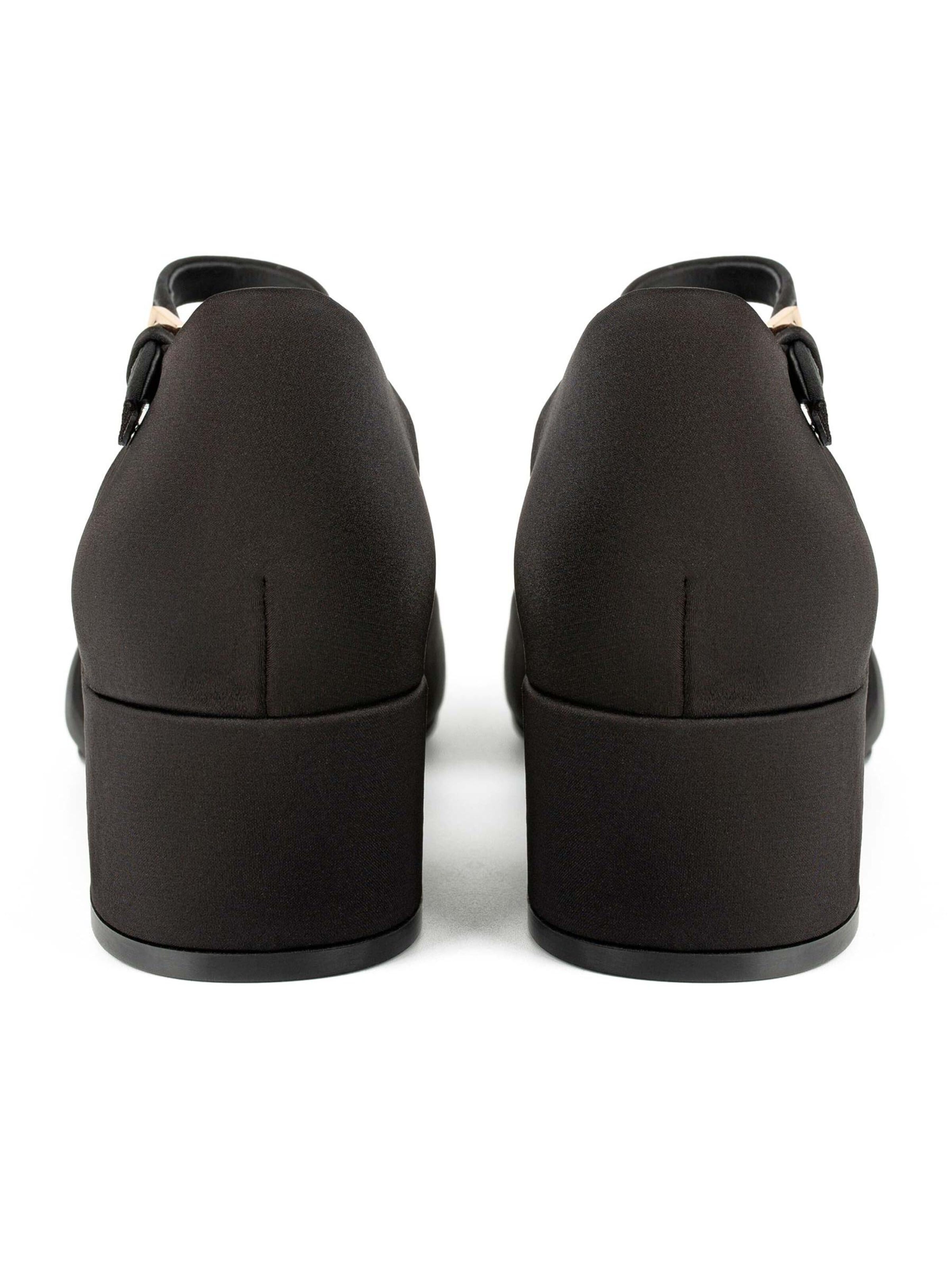 L37 HANDMADE SHOESCipele s potpeticom 'LOVE AT FIRST SIGHT' - crna boja