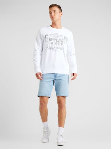 CAMP DAVID Sweatshirt i hvid