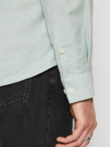 Lindbergh Slim fit Button Up Shirt in Green