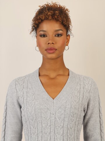 APART Strickkleid in Grau