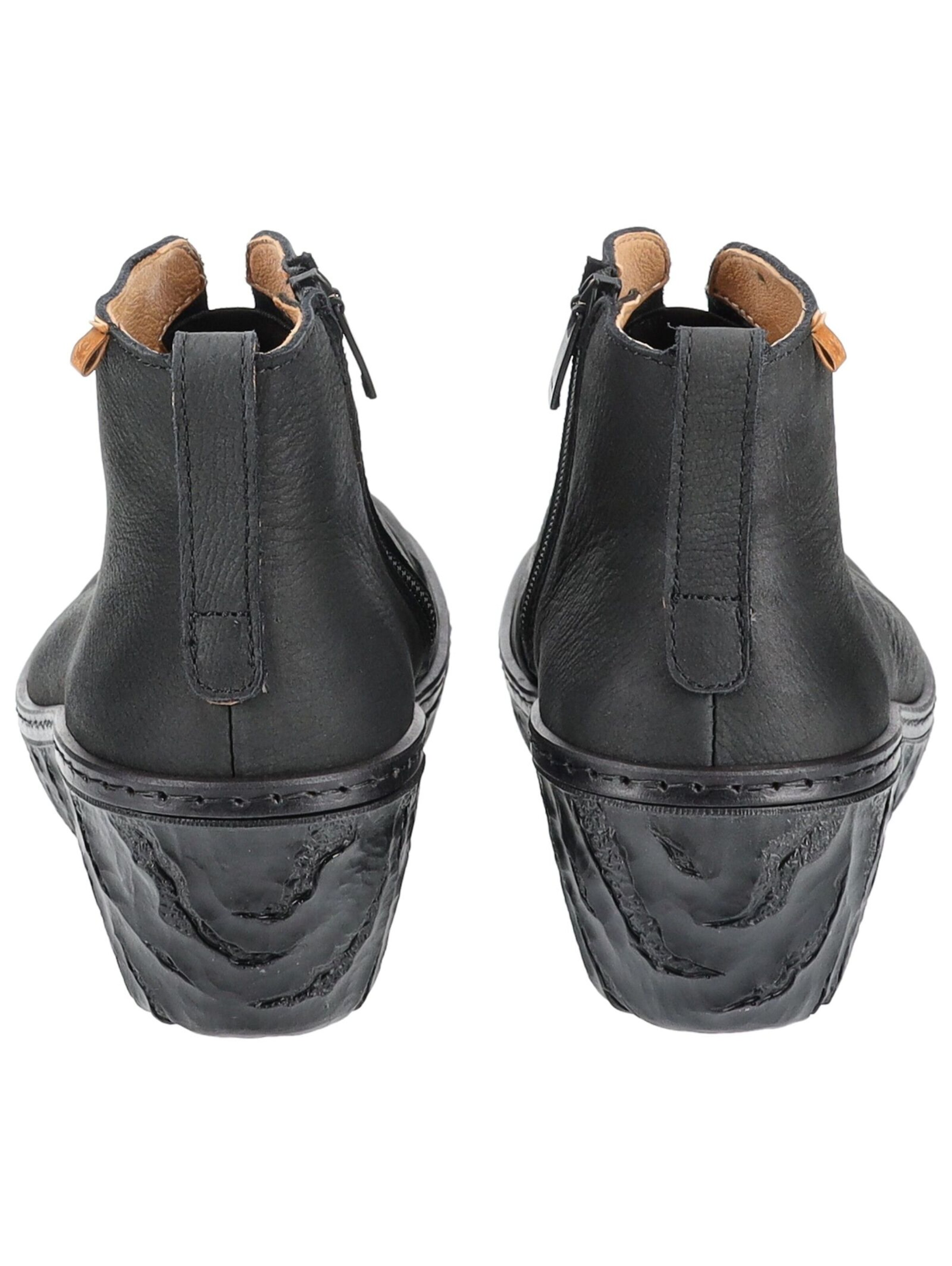 EL NATURALISTA Ankle boots in Black