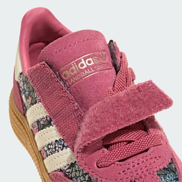 ADIDAS ORIGINALS - Zapatillas deportivas 'Liberty Handball Spezial' en rosa