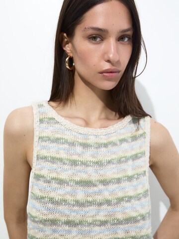 Pull&Bear Knitted top in Beige