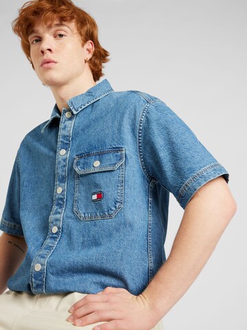 Tommy Jeans Regular fit Button Up Shirt in Blue