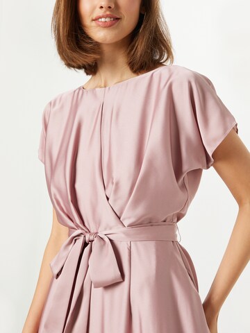 SWING - Vestido em rosa