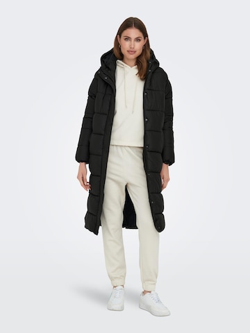 Manteau d’hiver 'Cammie' ONLY en noir