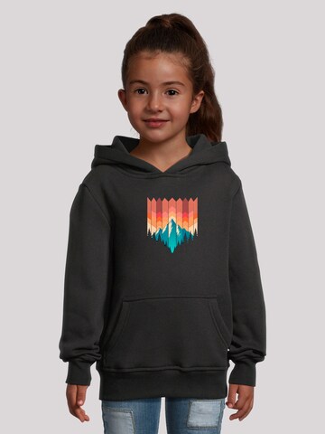 F4NT4STIC Sweatshirt 'Berg Sonnenuntergang' in Zwart: voorkant