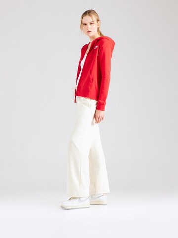 Nike Sportswear Mikina 'Club Fleece' – červená