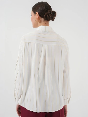 Chemisier 'Hemden' Bigdart en blanc