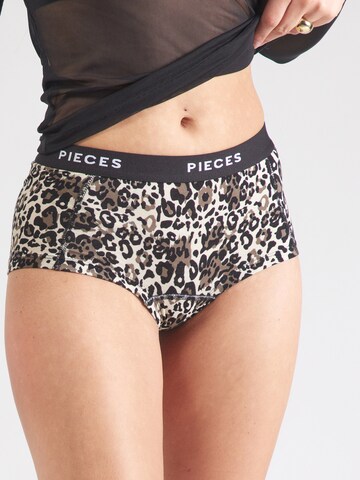 PIECES Panty in Brown: front