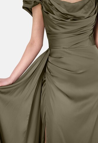 Prestije Evening Dress in Green