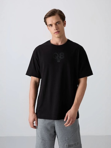 Tommy Life Shirt in Black: front