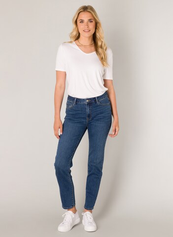 BASE LEVEL Regular Jeans in Blue