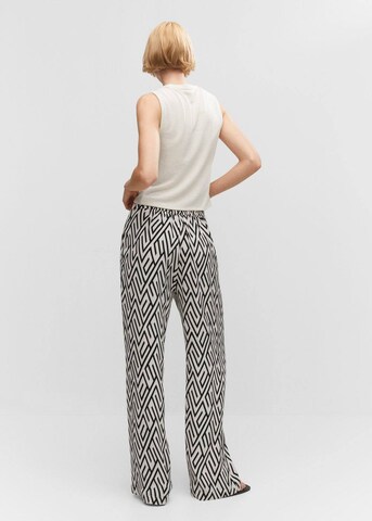 Wide leg Pantaloni 'Poems' de la MANGO pe negru