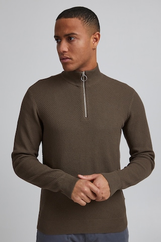 Casual Friday Pullover in Braun: predná strana