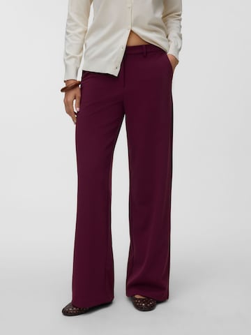 Wide Leg Pantalon 'VMZamira' VERO MODA en rouge : devant