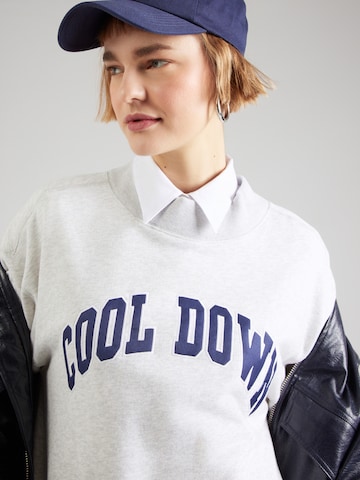 Abercrombie & Fitch Tréning póló - szürke