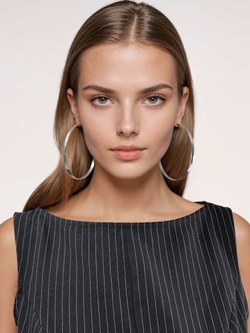 Hiccup Top in Black