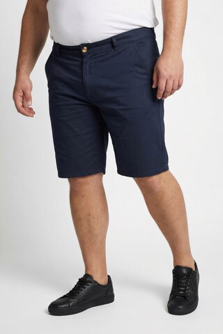 Men Plus Regular Chino in Blauw: voorkant