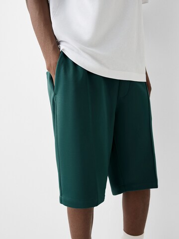 Largi Pantaloni de la Bershka pe verde